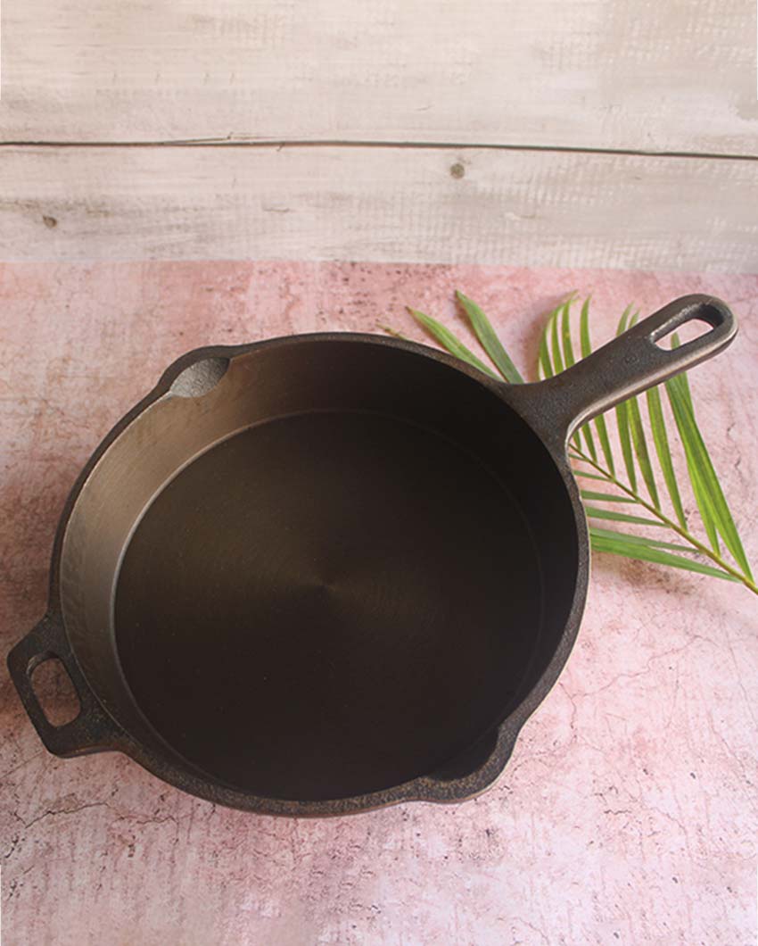 Refined & Non Stick Hassle Free Cooking Cast Iron Smooth Black Skillet