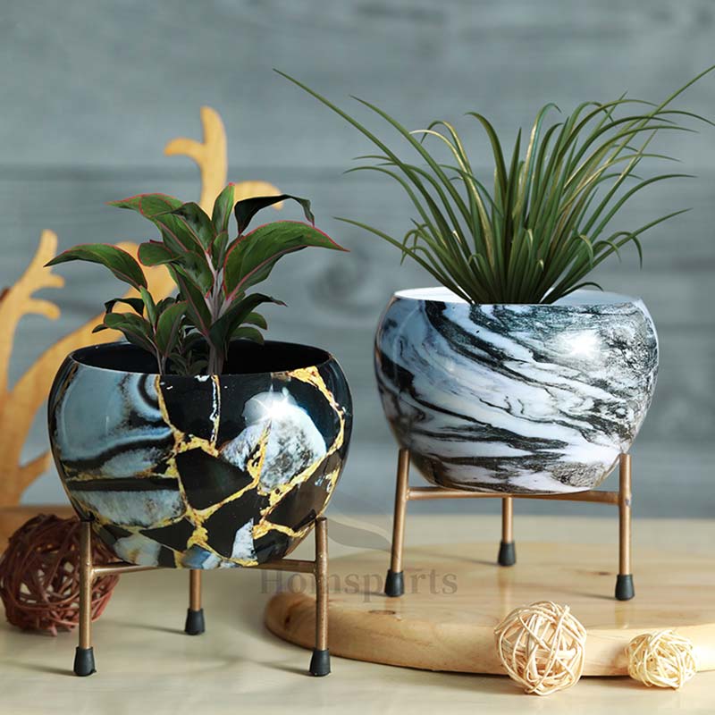 Resilient Metal Plant Pots With Stand | Set of 2