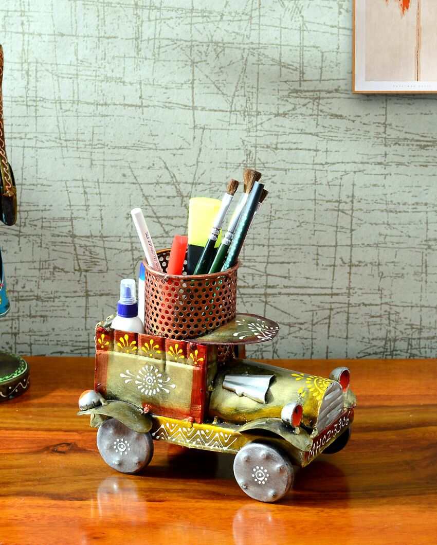 Jeep Design Metal Handpainted Showpiece Pen Stand | 5 x 7 x 6 inches