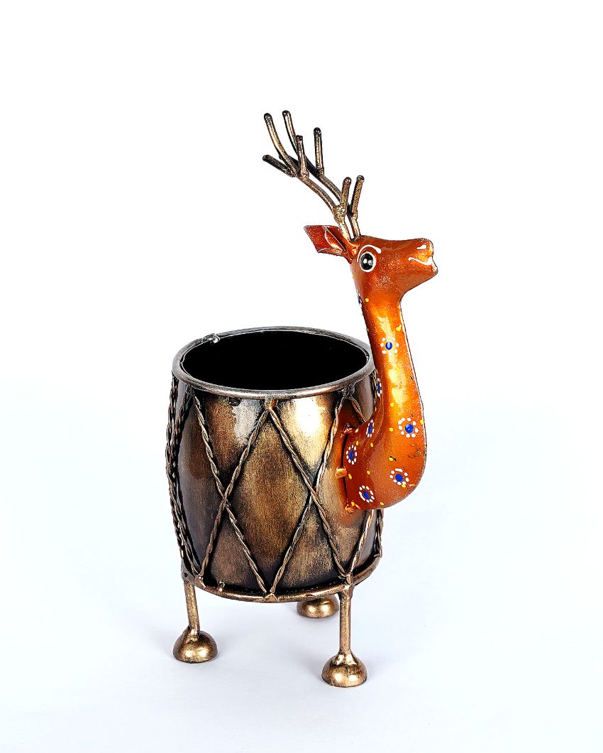 Deer Metal with Pen Stand | 7 x 5 x 10 inches
