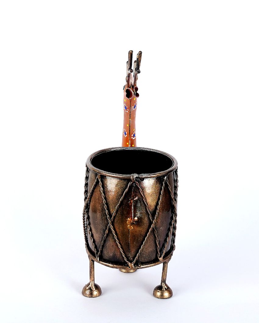 Deer Metal with Pen Stand | 7 x 5 x 10 inches