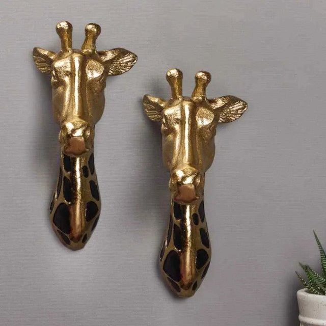 Golden Metal Wall Decor 3D Giraffe | Set Of 2 | 2 x 3 x 9 inches