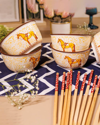 Unique Porcelain 6 Bowls With Chop Sticks Set