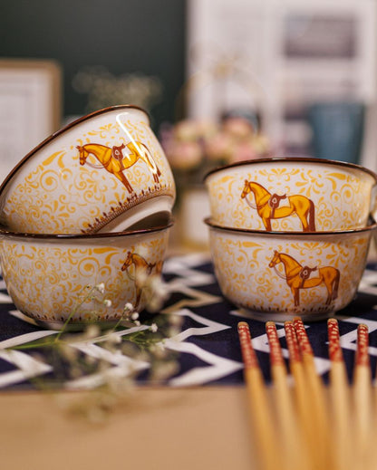 Unique Porcelain 6 Bowls With Chop Sticks Set