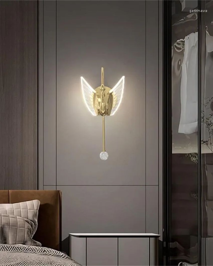 Swan Gold Design Indoor Metal & Acrylic Wall Light