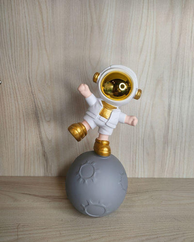 Resin Moon Landing Astronaut Table Decor