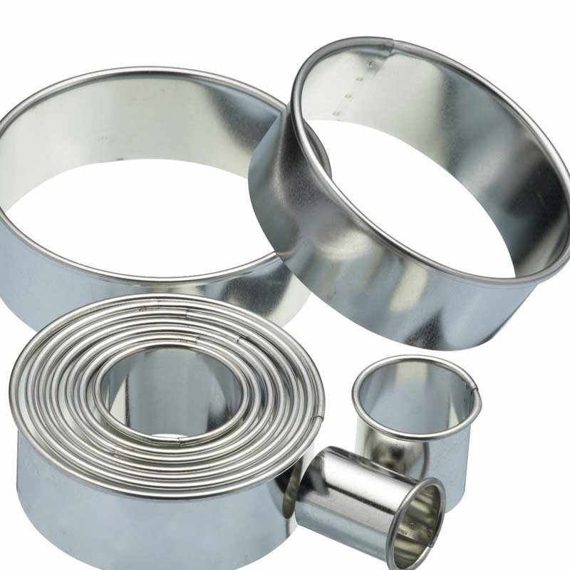 Round Plain Pastry Cutters with Metal Storage Tin | Set of 11 Default Title