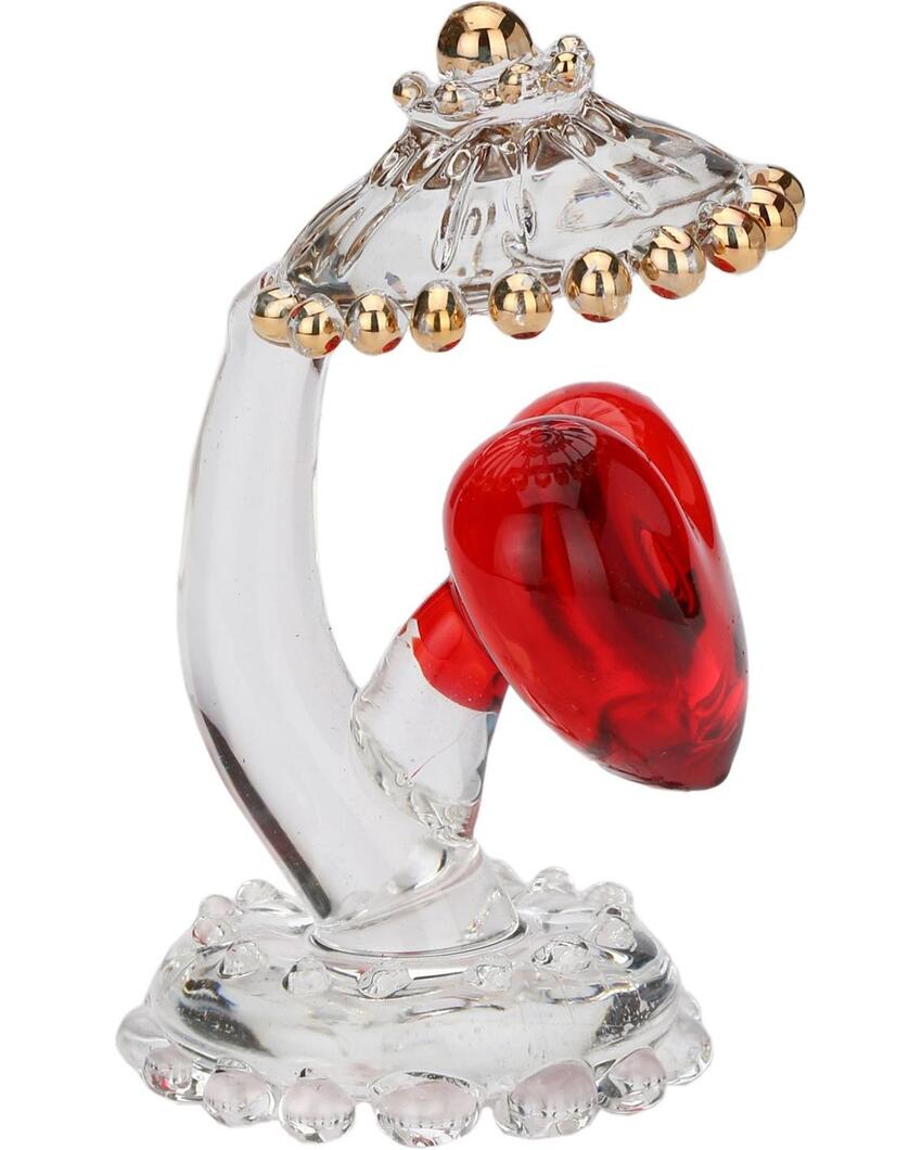 Heart Couple in Ciborium Crystal Glass Showpiece | 2 x 3 inches