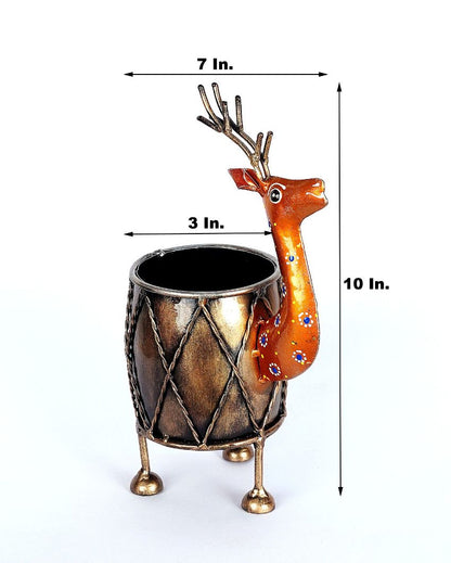 Elegant Deer Pen Stand