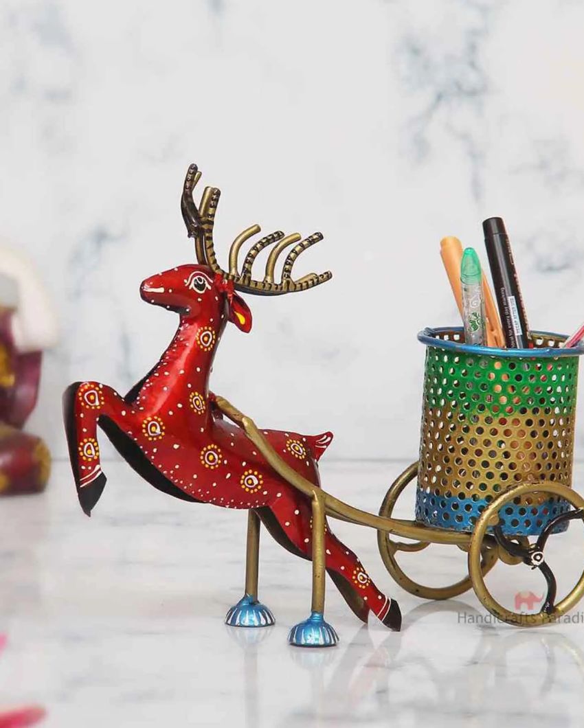 Iron Reindeer Pen Stand