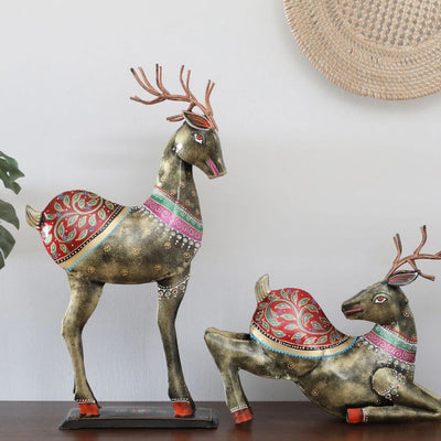 Adorn Deer Statue Table Decorative