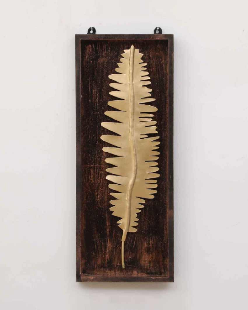 Wooden Leaf Design Iron Wall Décor