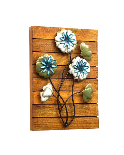 Wooden Flower Iron Wall Decor