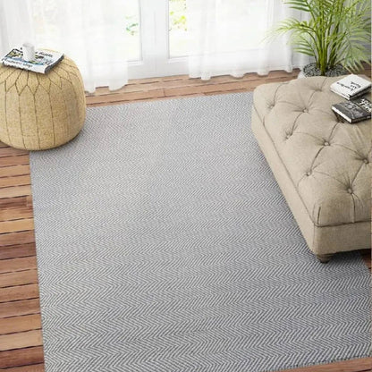 Chevron Hand Woven Dhurrie Wool Rug Modern and Chic  | Grey| 5 x 8 Feet