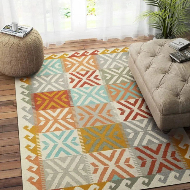 Greek Key Hand Tufted Wool Carpet Classic Patterns | 5 x 8 Feet