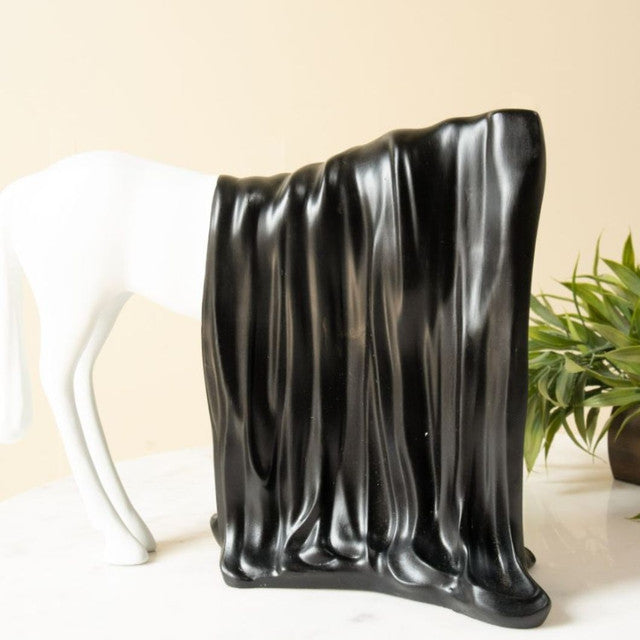 Elegant Equine Strands A Sophisticated Horse-Inspired Decor Piece