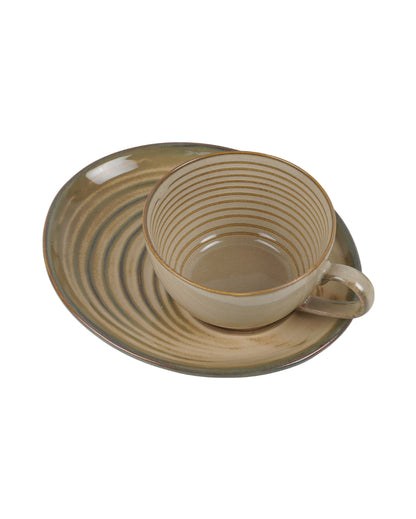 Cozy Cream Ceramic Mug With Matching Tray | Set of 2