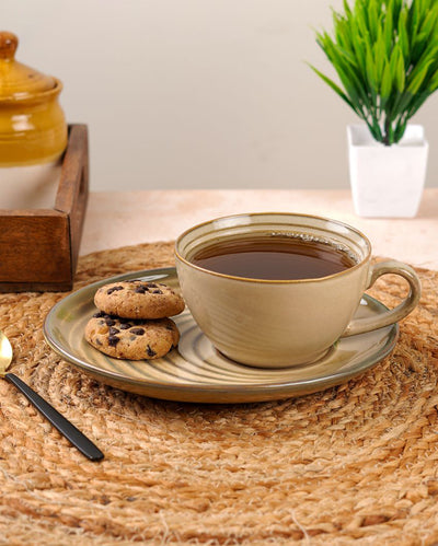 Cozy Cream Ceramic Mug With Matching Tray | Set of 2