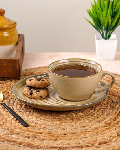 Cozy Cream Ceramic Mug With Matching Tray | Set of 2