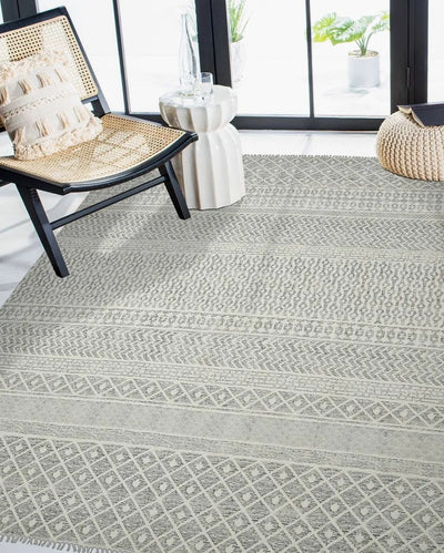 Grey Geometric Pattern Hand Woven Carpet | 8 x 5 Feet