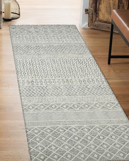 Grey Geometric Pattern Hand Woven Carpet | 8 x 5 Feet