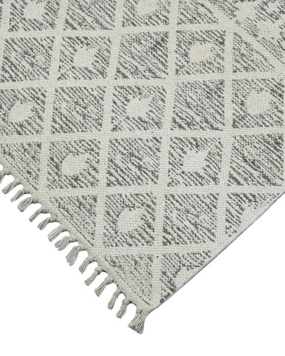 Grey Geometric Pattern Hand Woven Carpet | 8 x 5 Feet