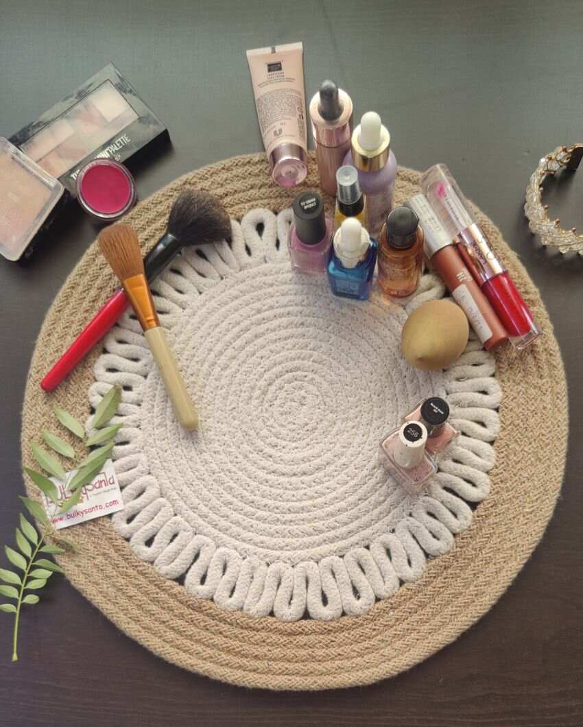 Payal Design Cotton Heat Resistant and Reversible Place Mats with Round Table Mats | Pack Of 4