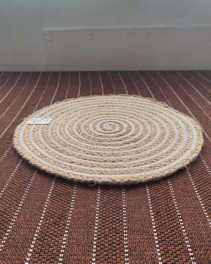 Heat Resistant and Reversible Cotton and Jute Mixed Place Mats with Round Table Mats | Pack Of 8