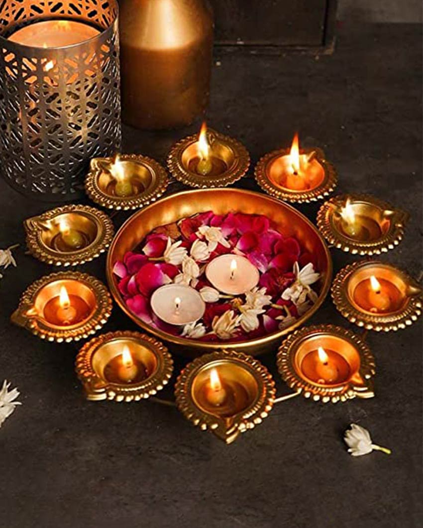 Decorative Floating Flowers & Tealights Urli | 10 inches