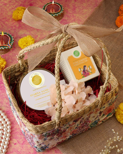 Jasmine Candle with Essential Oil Gift Hamper