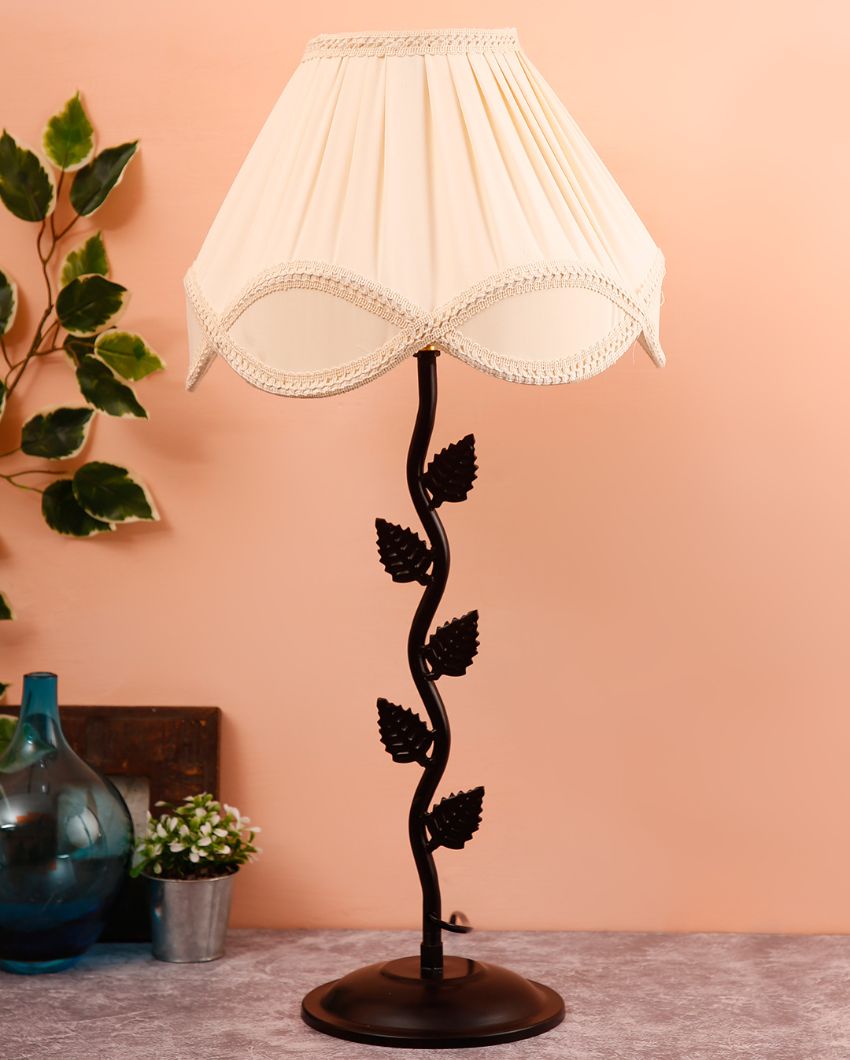 Vintage Shade Iron Leaf Design Table Lamp | 12 x 25 inches