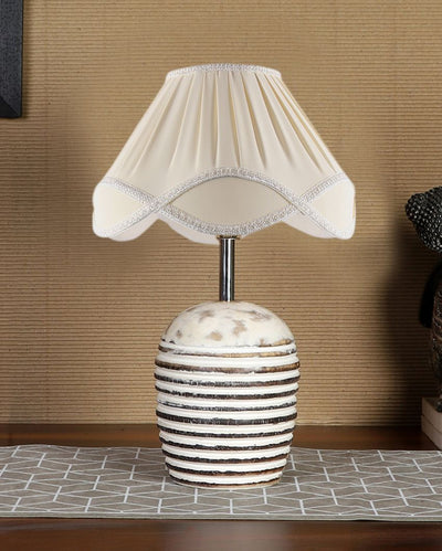 Vintage Shade Round Wood Brushed Design Table Lamp | 12 x 16 inches