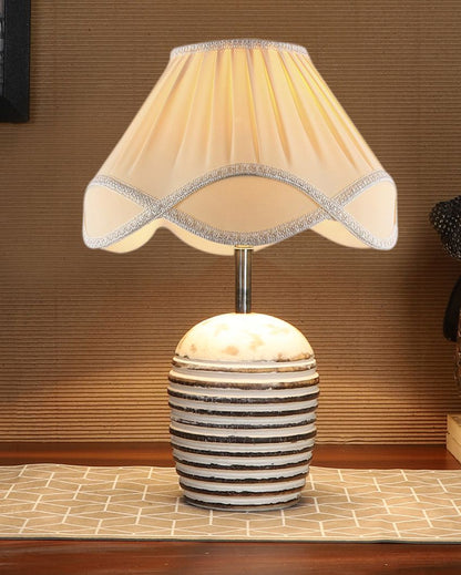 Vintage Shade Round Wood Brushed Design Table Lamp | 12 x 16 inches