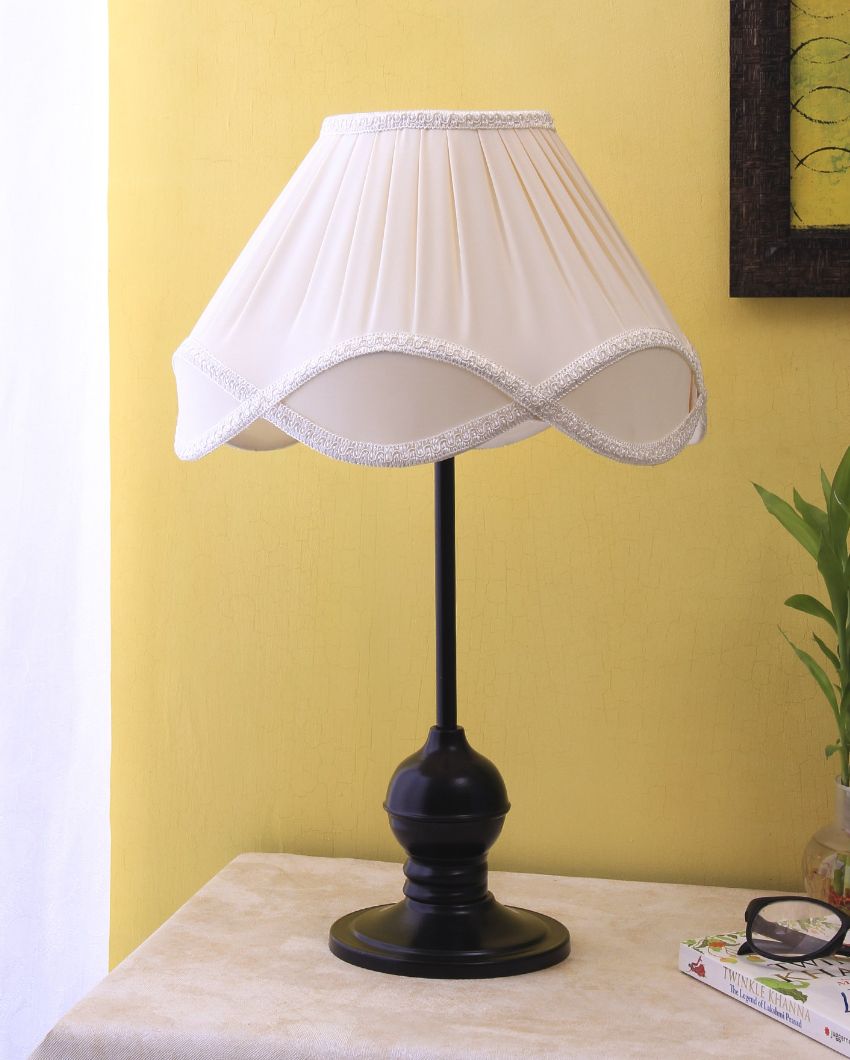 Charming Vintage Shade Iron Base Table Lamp | 12 x 19 inches