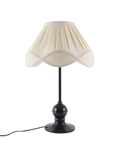 Charming Vintage Shade Iron Base Table Lamp | 12 x 19 inches