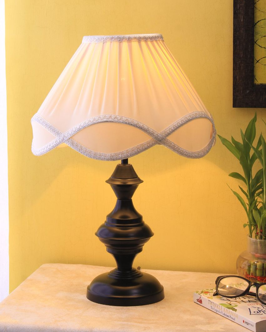 Vintage Shade Iron Base Design Table Lamp | 12 x 18 inches