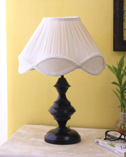 Vintage Shade Iron Base Design Table Lamp | 12 x 18 inches