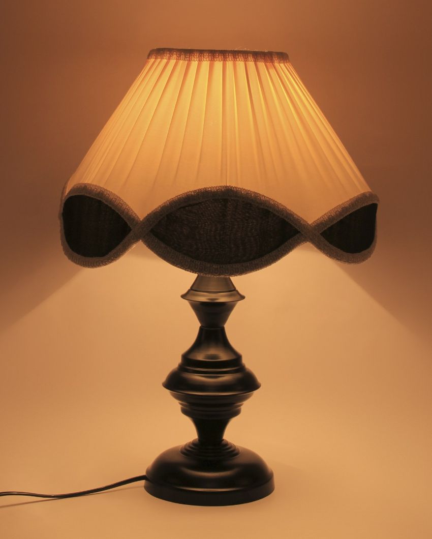 Vintage Shade Iron Base Table Lamp | 12 x 18 inches