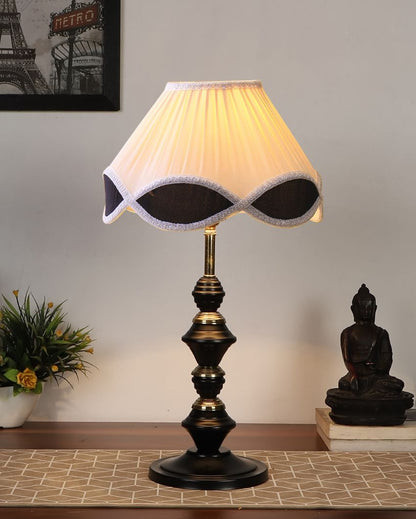 Modern Vintage Shade Table Lamp Iron Black Base Design | 12 x 20 inches