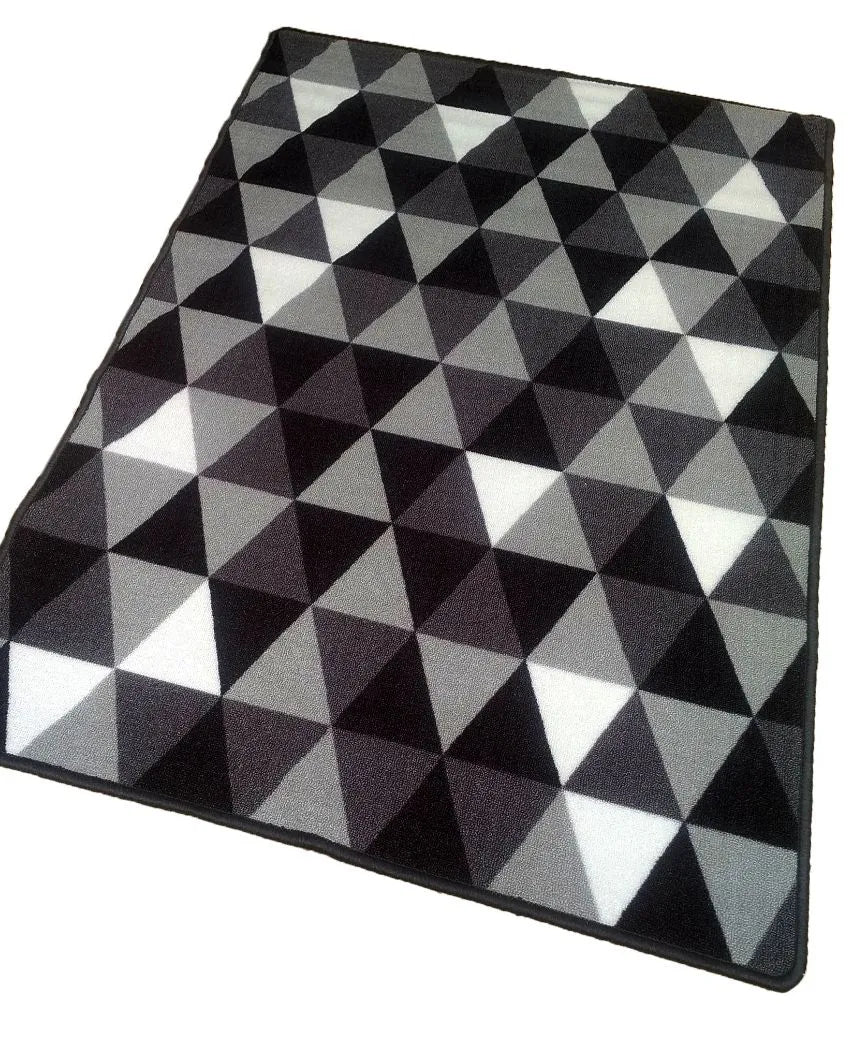 Black Triangles Design Anti-Slip Rug | 3 x 5 Ft