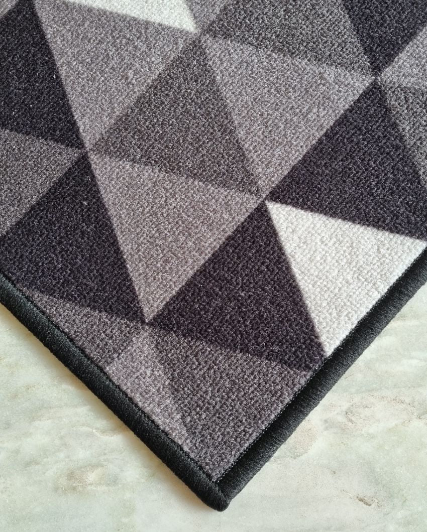 Black Triangles Design Anti-Slip Rug | 3 x 5 Ft