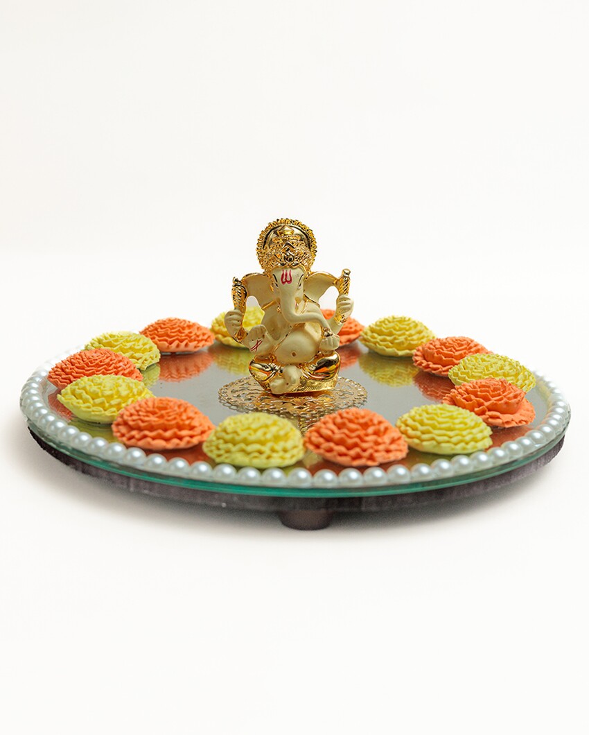 Charming Ganesha Idol Puja Decor | 8 x 2 inches