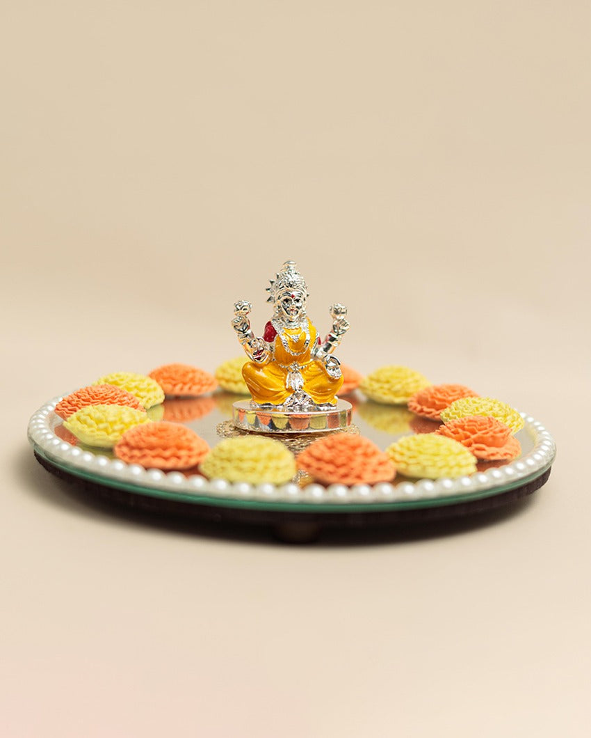 Glory Lakshmi ji Idol Puja Decor | 8 x 2 inches