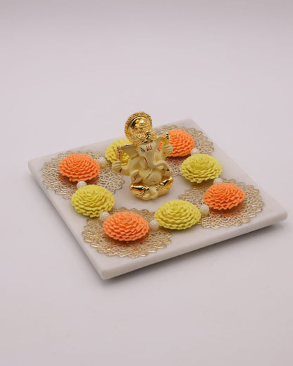 Floral Ganehsa Décor With Marble Tray