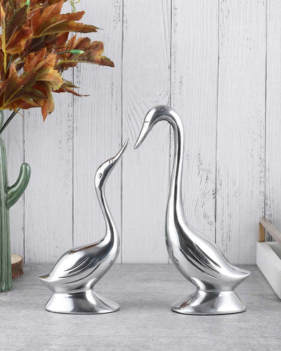 Graceful For Adding Artistic Touch Aluminium Couples Bird Swan Figurine Pair