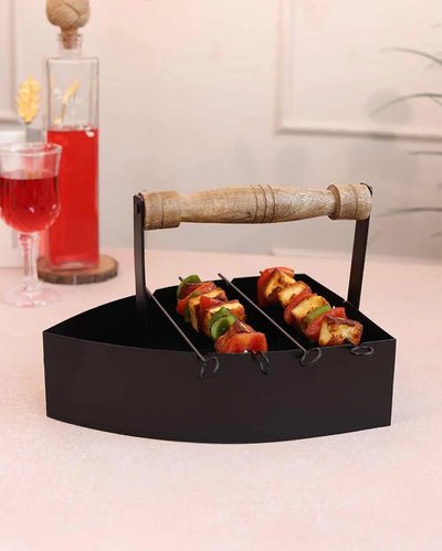 Press Barbeque Platter With Sticks | Black