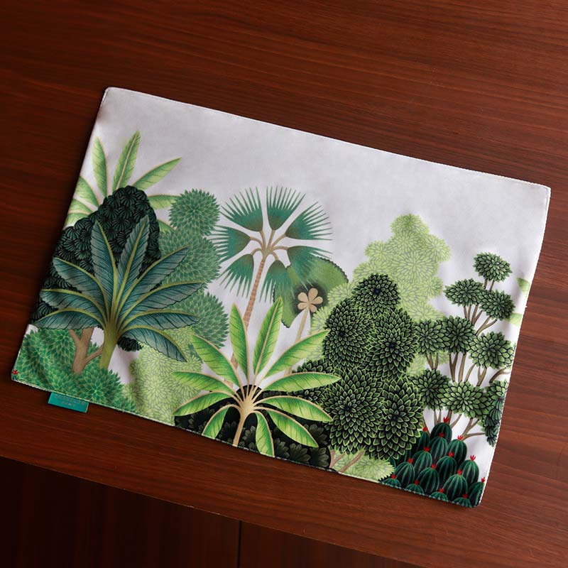 Forest Table Mats | 19 x 13 inches