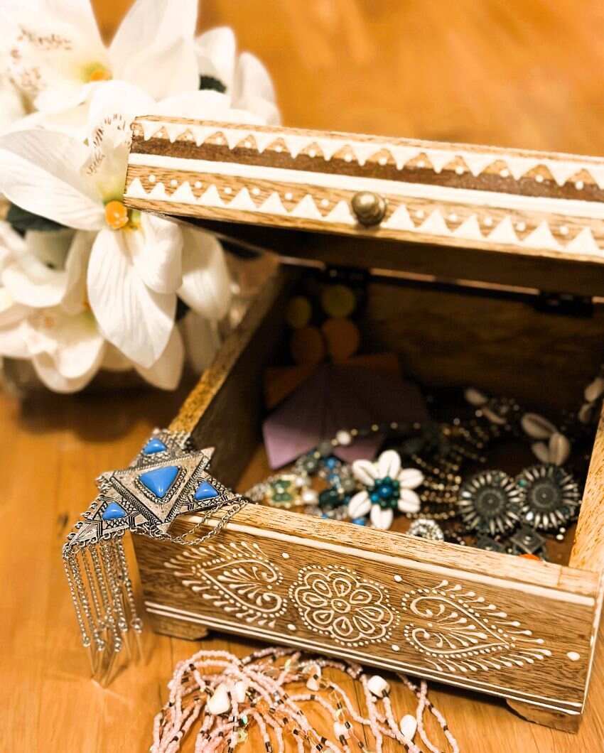 Artistic Wooden Jewelry Box | 8 x 8 x 5 inches