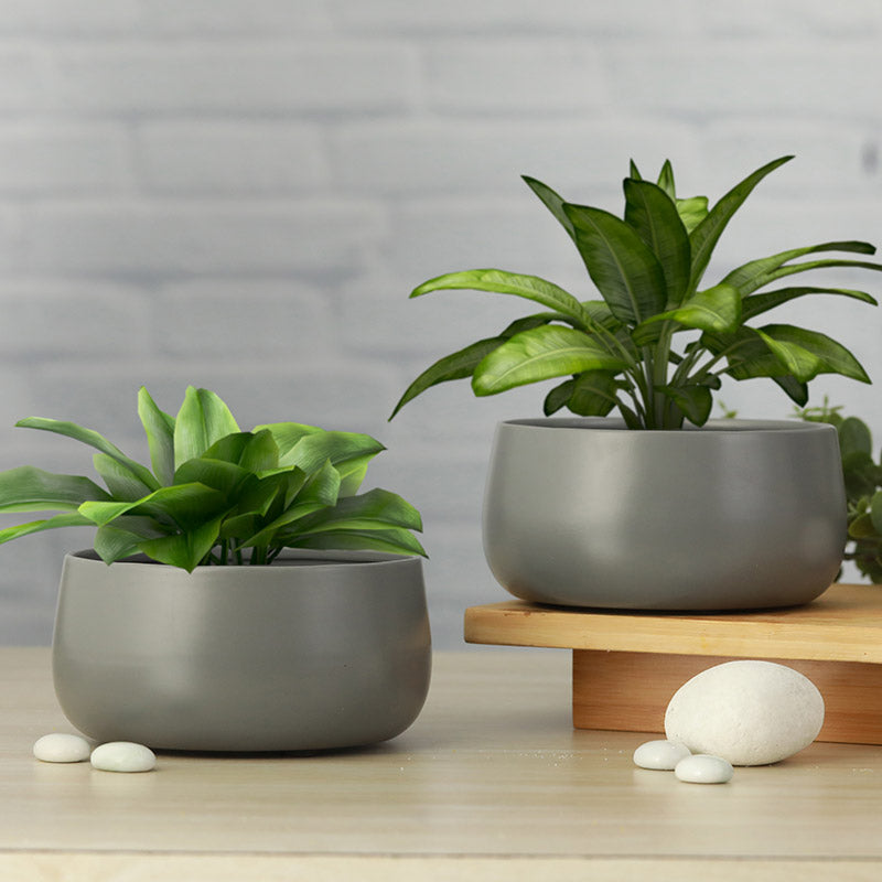 Elegant Handi Resilient Metal Plant Pots | Set of 2 - Dusaan