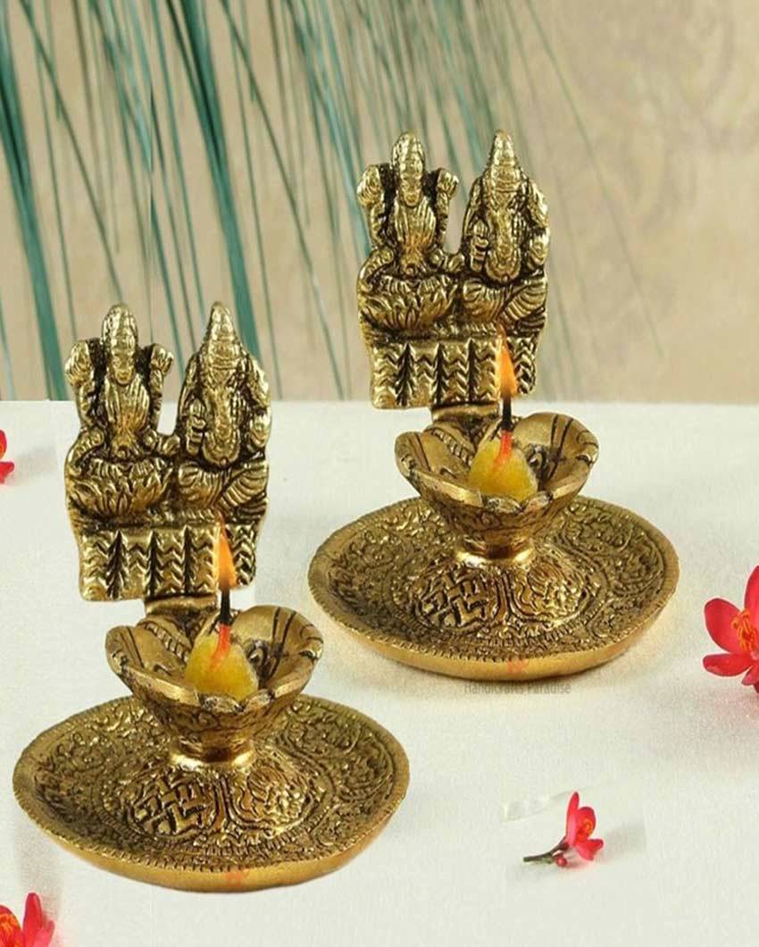 Sacred Laxmi Ganesh Hand Diyas | Set of 2 | 3 x 3 inches